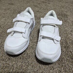 New Balance 928v3 Women’s Walking Shoes White Leather Hook & Loop Straps 9.5 2A